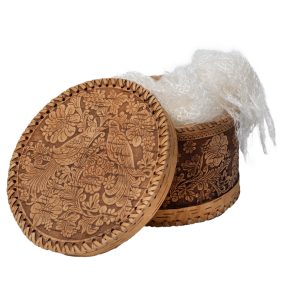 Белая оренбургская шаль-паутинка